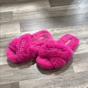 Lilly Pulitzer Pink Layla Ru Slippers
